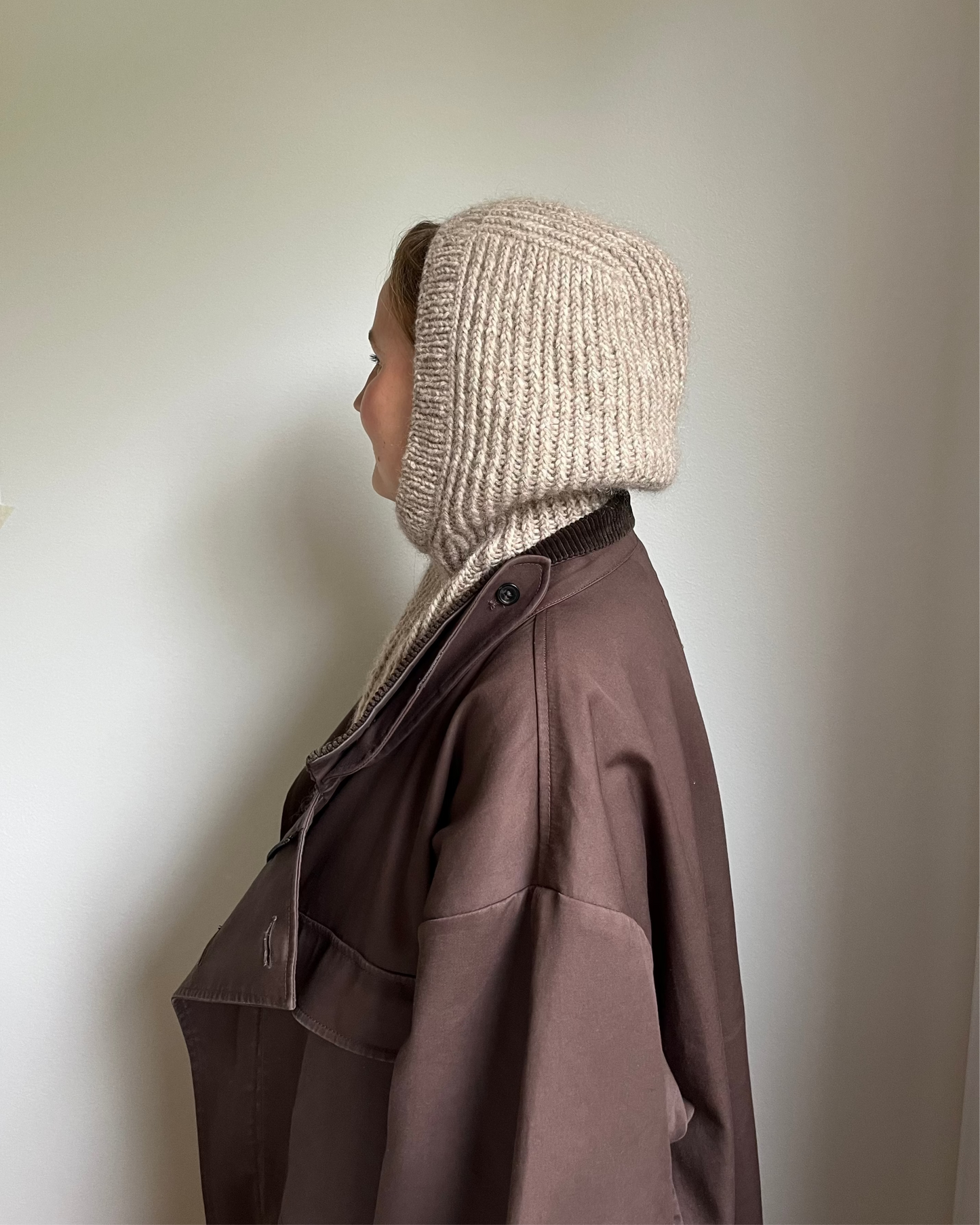 Hilla Hood