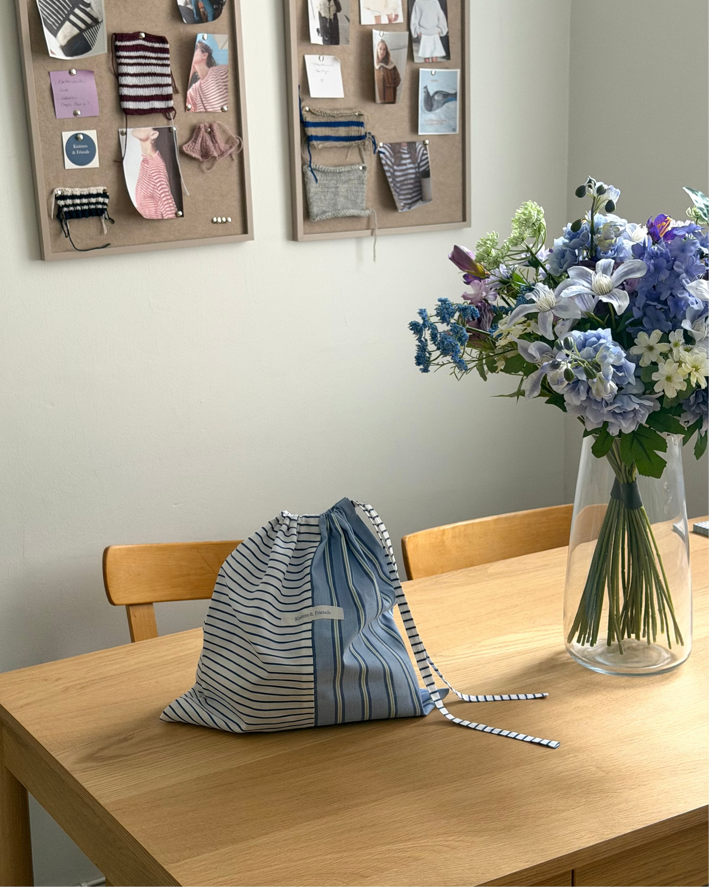 Project Bag - White and Blue