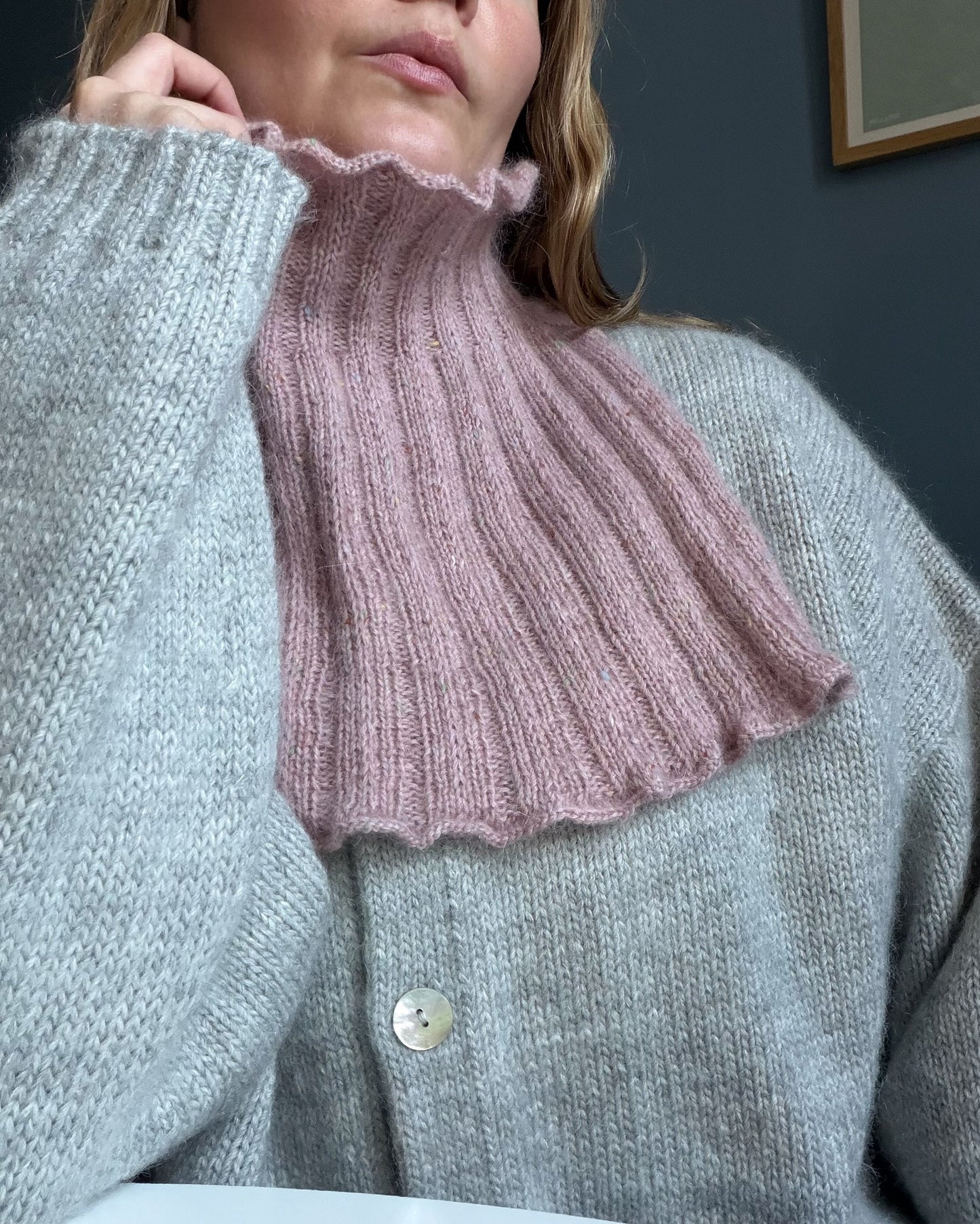 Iiris Neck Warmer